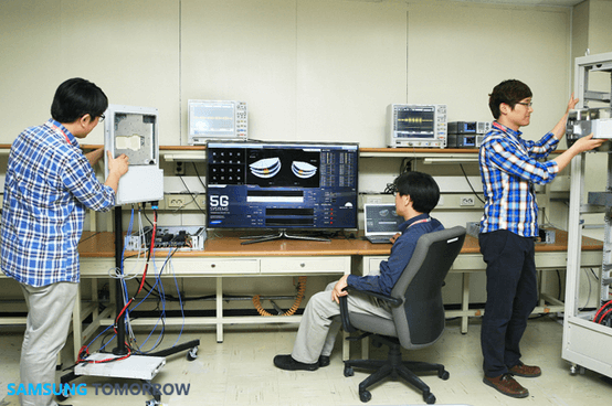 Samsung Tests Adaptive Array Transceiver for Gigabit Speed Cellular
