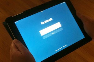 Facebook Hit by 30 Minute Outage