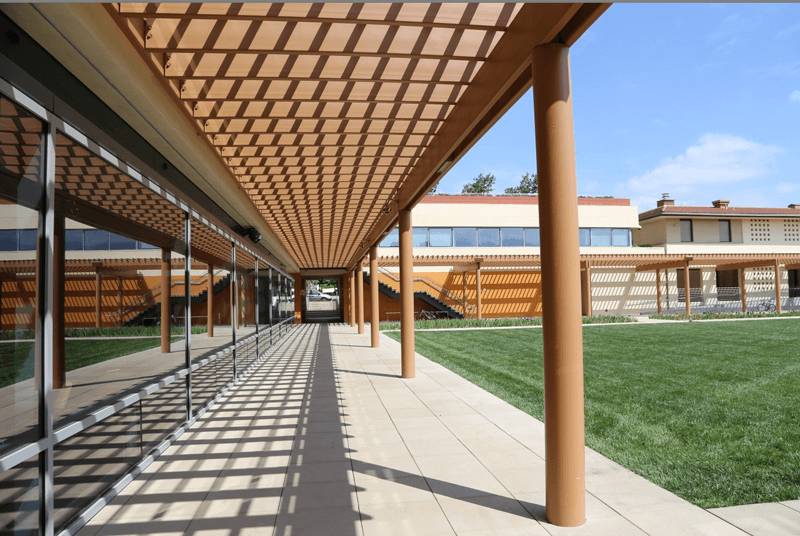 Blueprint: InfiniBand Moves from SuperComputing to Cloud