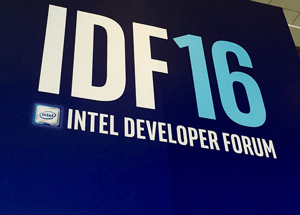 Intel Offers Custom 10nm Foundry for ARM