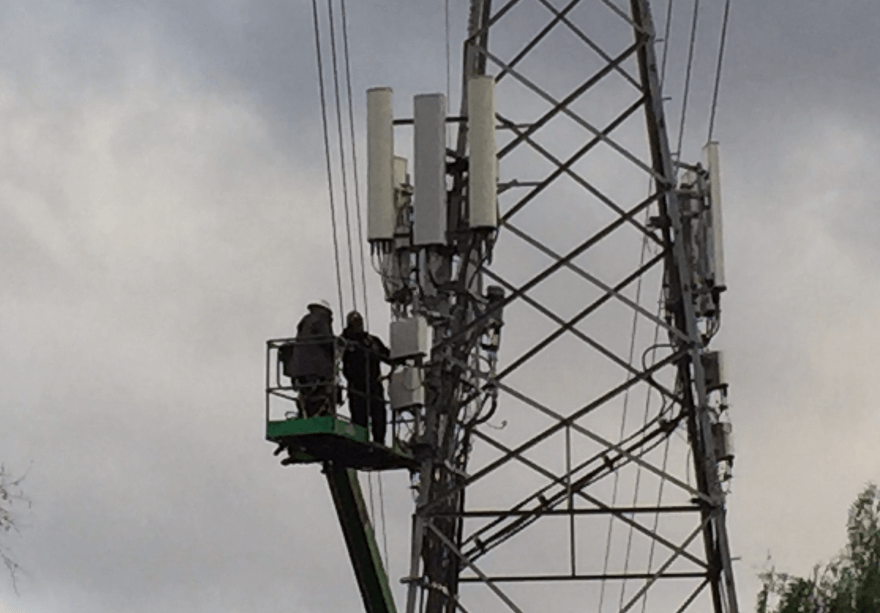 Is throttling evidence that U.S. mobile networks are capacity constrained?