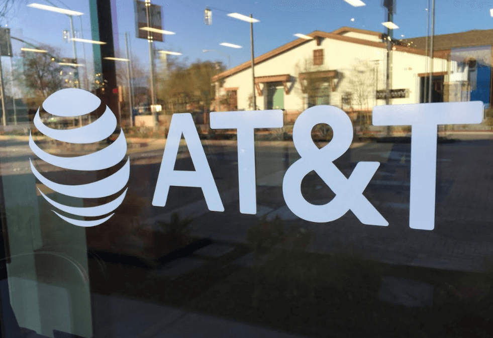 AT&T’s John Donovan steps down