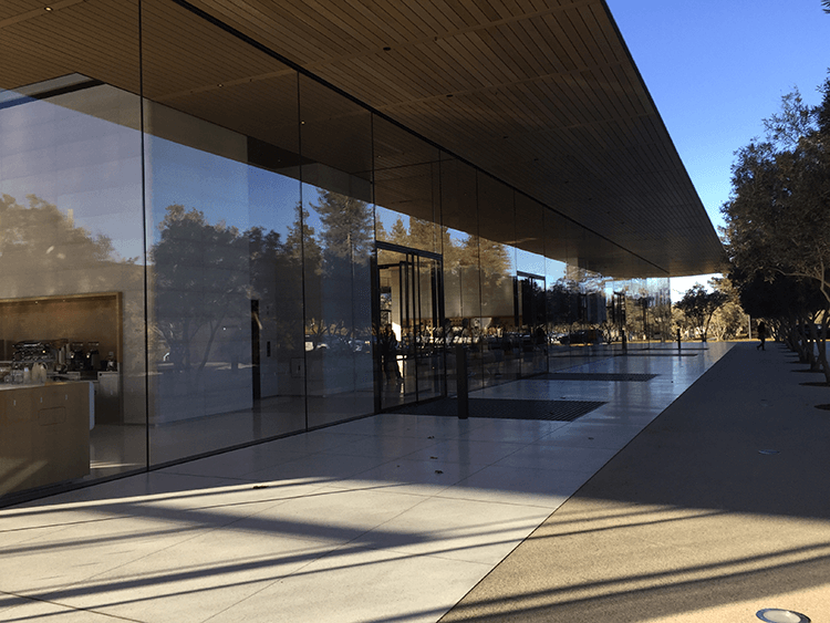 Apple warns manufacturing constrained by coronavirus crisis