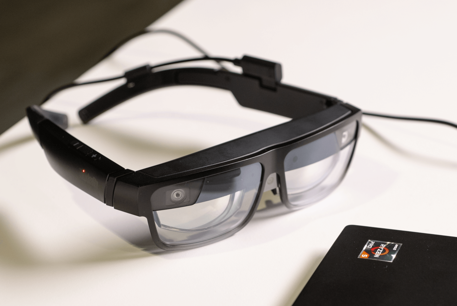 Lenovo’s Smart Glasses powered by Qualcomm