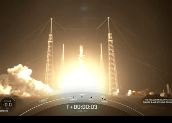 SpaceX launches first batch of next-gen Starlinks