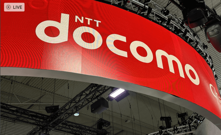 DOCOMO grants essential patent license to Samsung