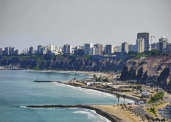 KKR invests in Peru’s first open access fiber network