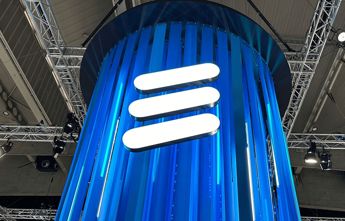 Ericsson and e& UAE Enhance 5G Technology with Dual-Band Massive MIMO