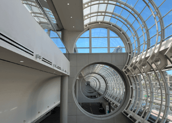 #OFC24: Transmit-Retimed Optical DSPs Yield Huge Power Savings