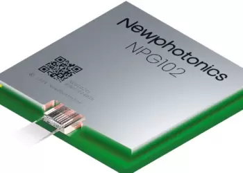 ECOC24: NewPhotonics Launches 1.6 Tbps Transceiver Chip for DSP Modules