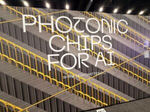 Lightmatter Unveils 6.4 Tbps BiDi Optical Engine